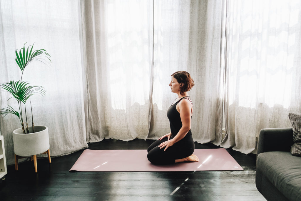 FXT10240 Jos Smith Yoga Photography Jos Smith | Yoga Photoshoot in London Home & Studio