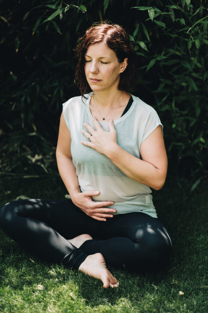 FXT10460 Jos Smith Yoga Photography Jos Smith | Yoga Photoshoot in London Home & Studio