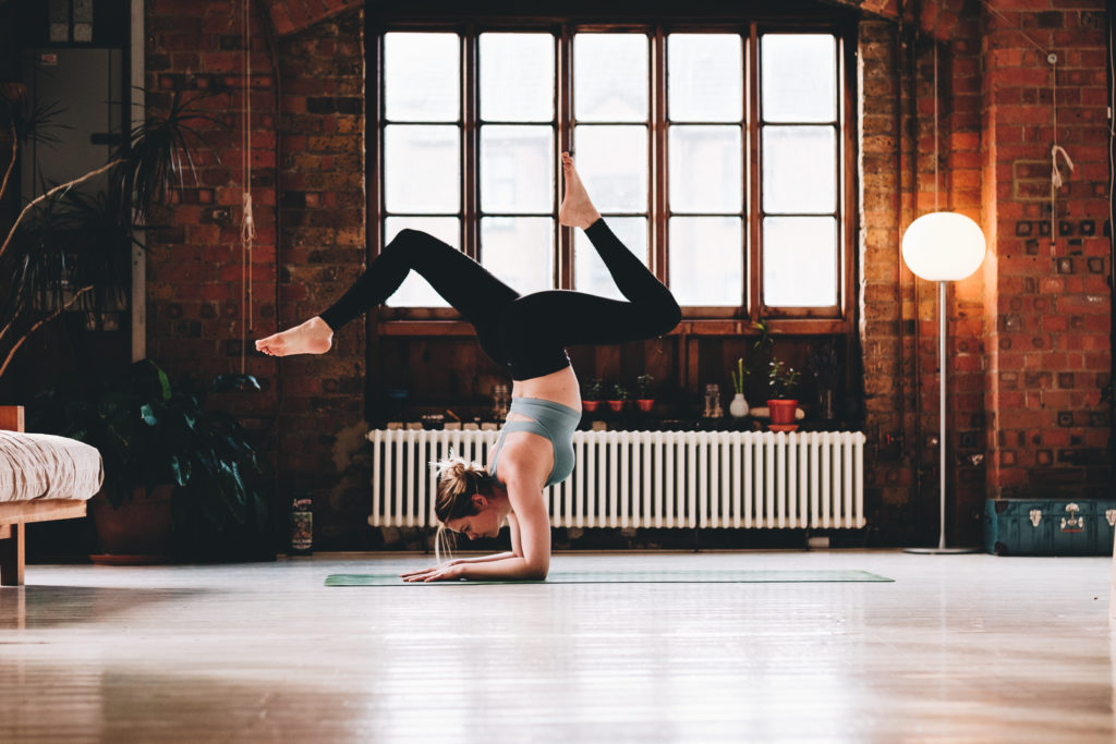 FXT11420 Yoga Photographer London Surrey West Sussex Liv & Loren | Yoga Photography in East London Studio