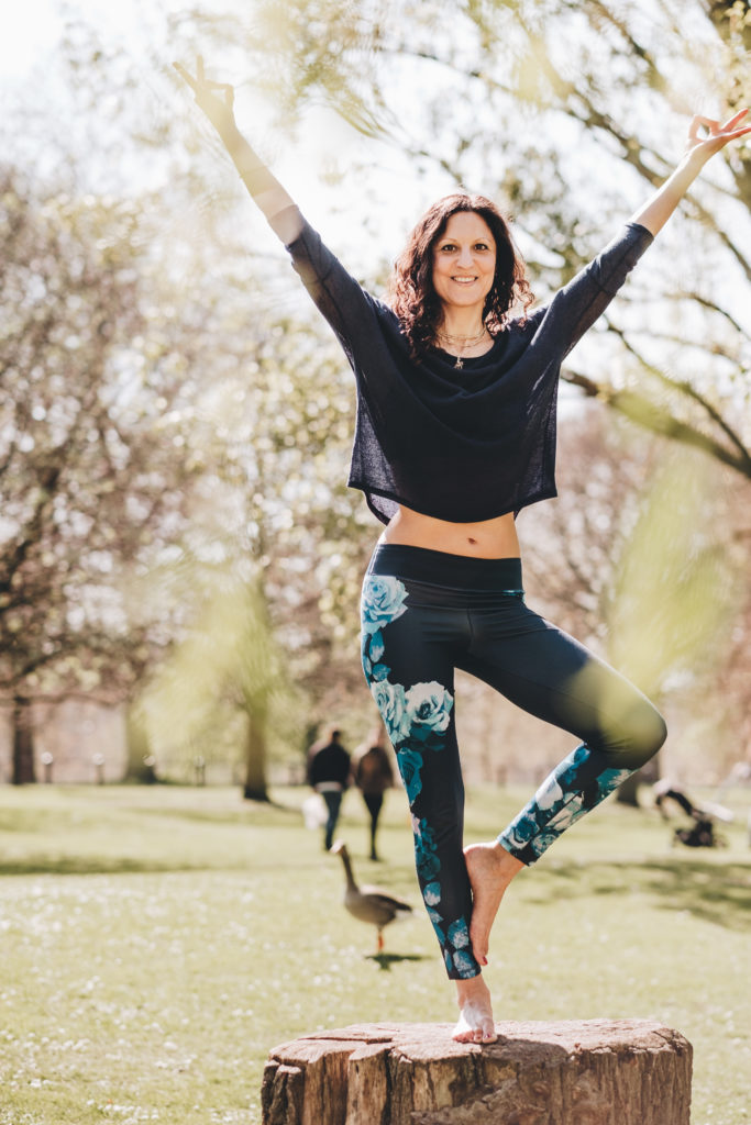 FXT13635 London Yoga Photographer Alma Yoga | A Very Spring Yoga Photoshoot in London